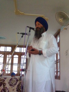 Bhai Kulbir Singh Barapind sharing his views with Sikh Sangat