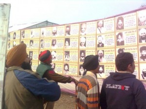 Pardarshani of Photos of Sikh Martyrs