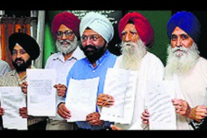 Representatives of various Sikh organisations in Chandigarh on 27 April