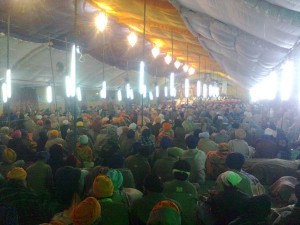 Sikh Sangat Listening Dharmik Diwans