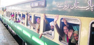 More than 2000 Sikh yaris left Nankana Sahib in 3 special trains